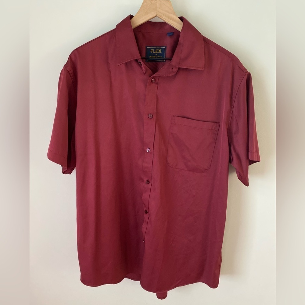 Flex Men’s Button Down Shirt Size Large Burgundy Red Short Sleeve Soft